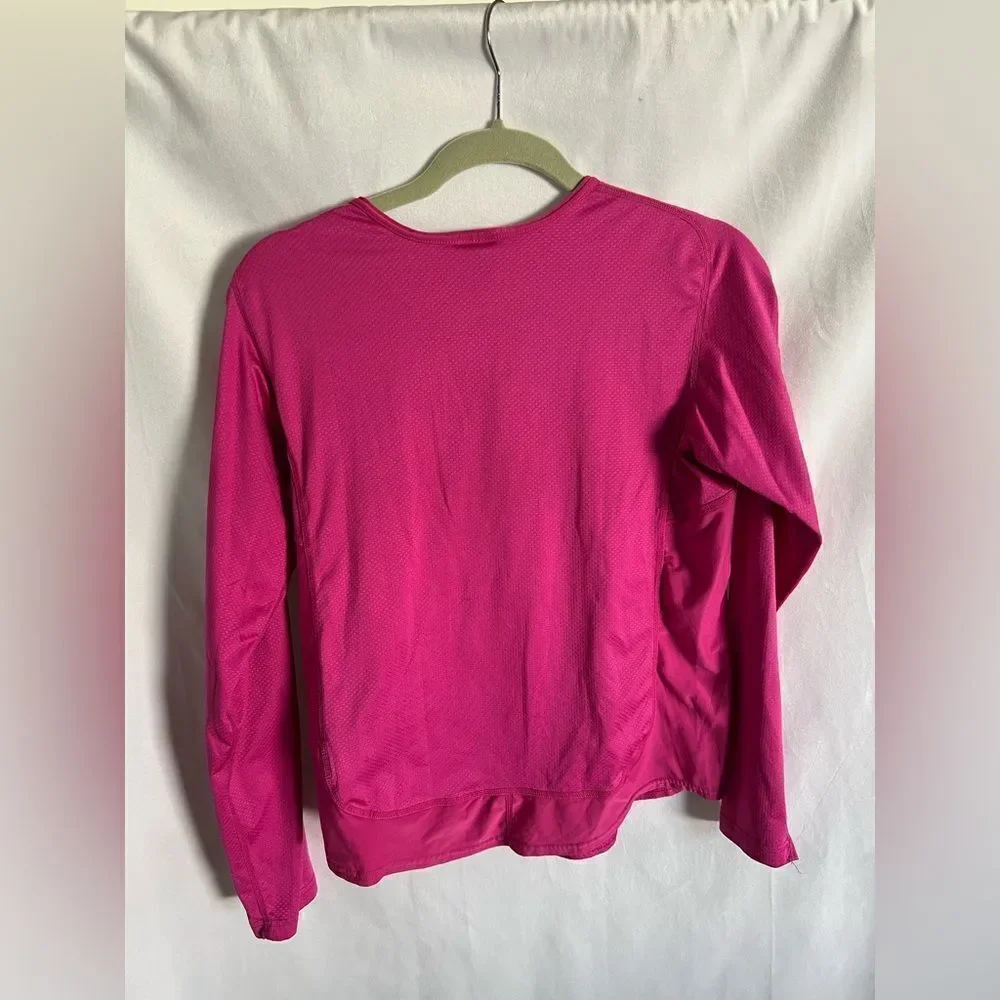 Nike Sphere Dry long sleeve shirt size Small Pink running shirt